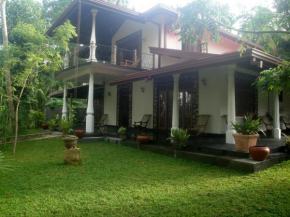  Priyanka Villa  Bentota